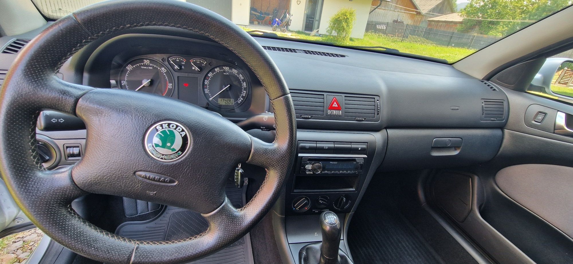 Skoda Octavia Tour