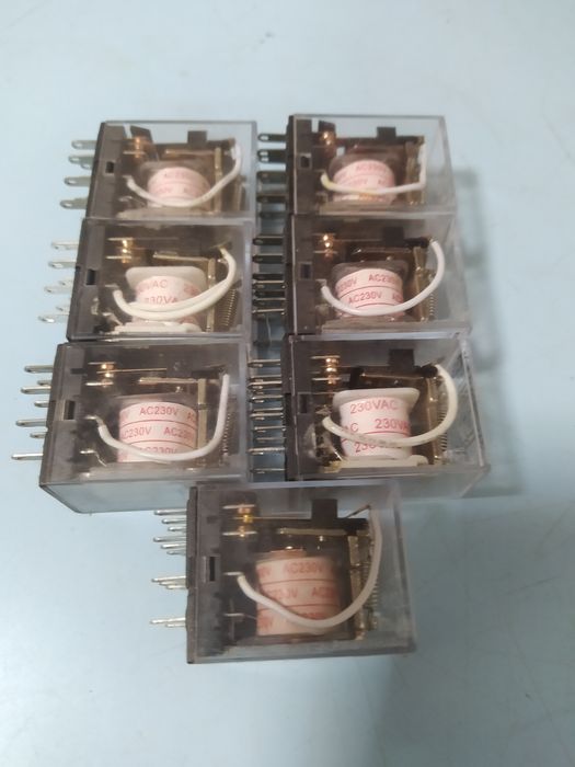 Продам реле , новые.