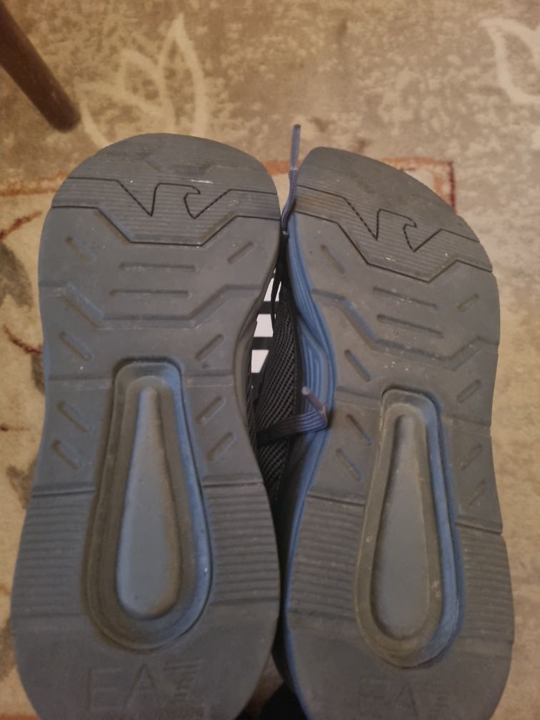 Маратонки Armani 41 1/3(27.5см)