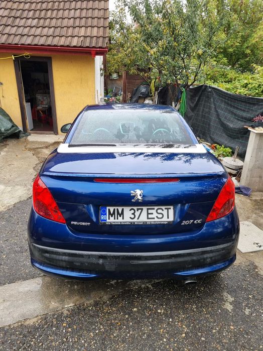 Peugeot  207 cc 1.6 turbo diesel 2010