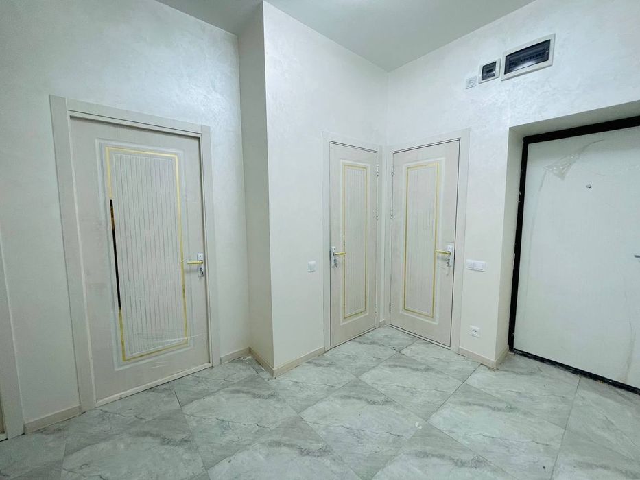 2 ком. квартира (52 м²), 2/2/3. Сергели, метро "Yangihayot" - 400 м.