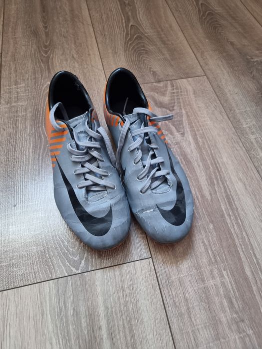 Adidasi de fotbal Nike, Adidas,  Umbro