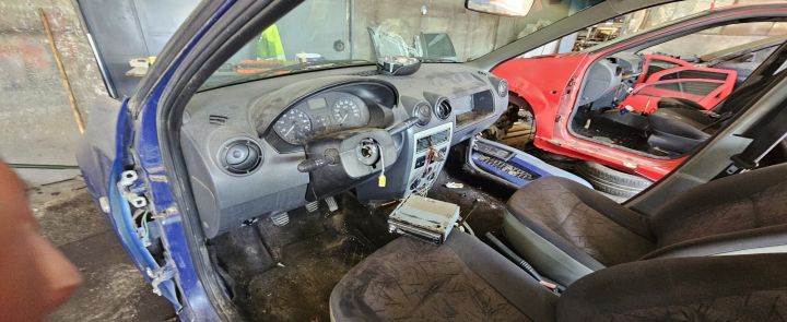 Vas expansiune Dacia Logan prima generatie