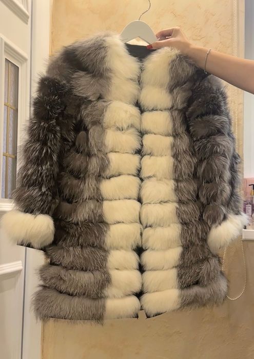 Луксозно палто от естествен косъм