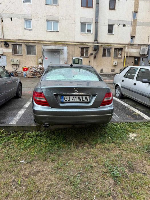 Mercedes-Benz C250 4matic