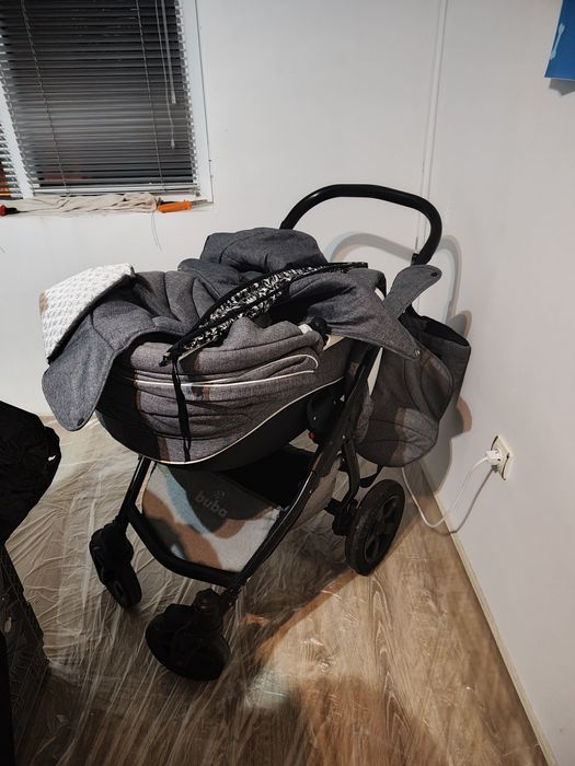 Детска количка с амортисьор