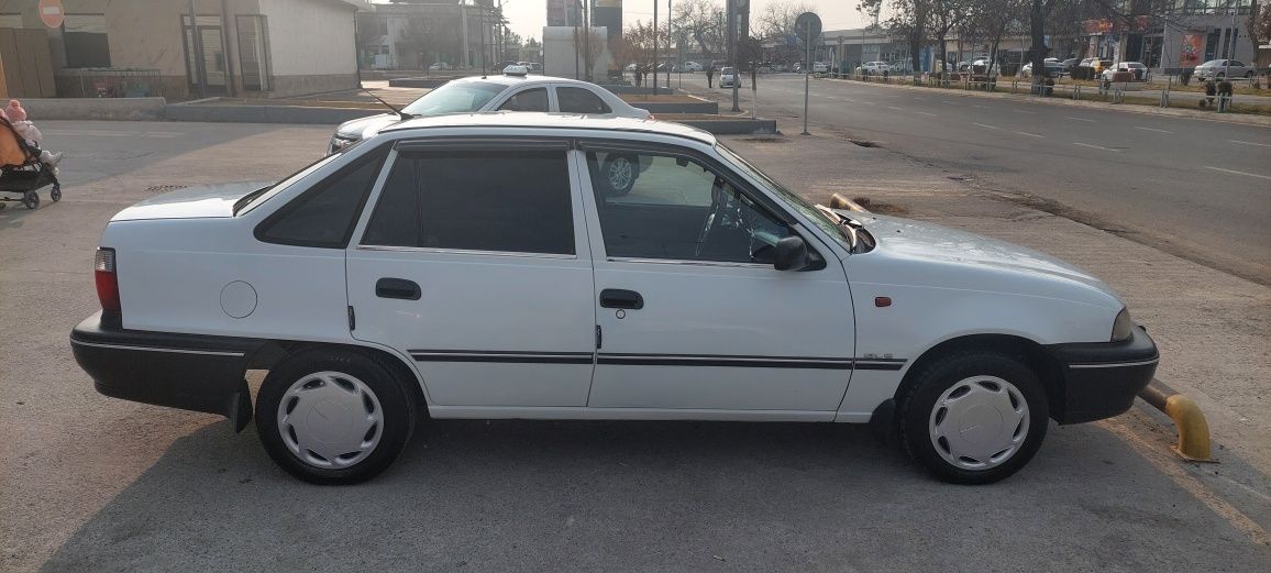 Daewoo Nexia 1 сонс мотор