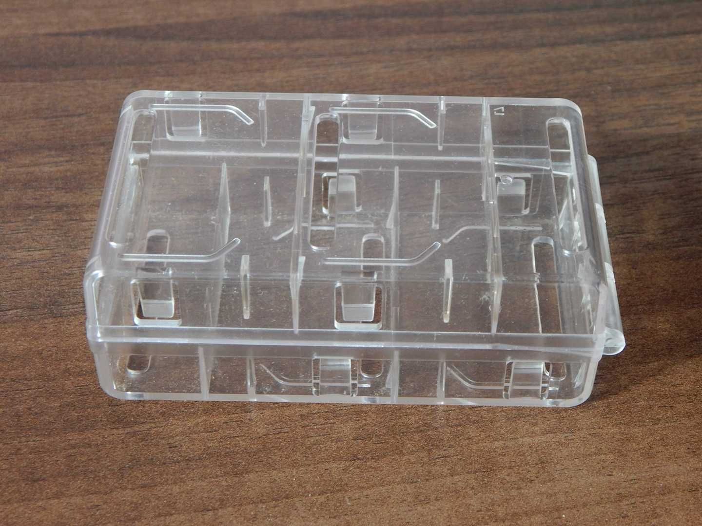 Caseta tip cutie depozitare cu capac pt baterii/medicamente noua
