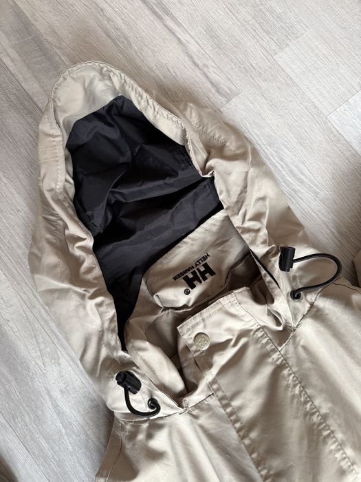 Ветровка Helly Hansen