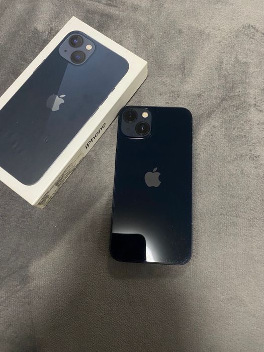Продам Iphone 13