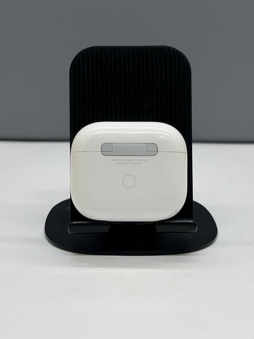 AirPods 4 series