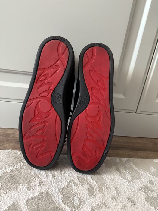christian louboutin din piele