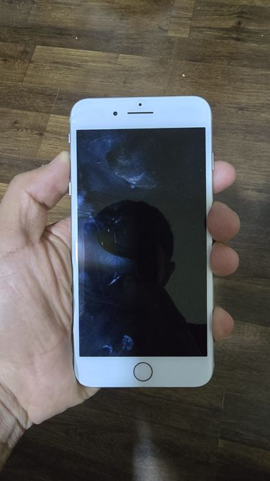 Apple iPhone 7 +