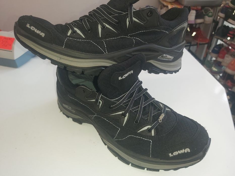Туристически LOWA 42