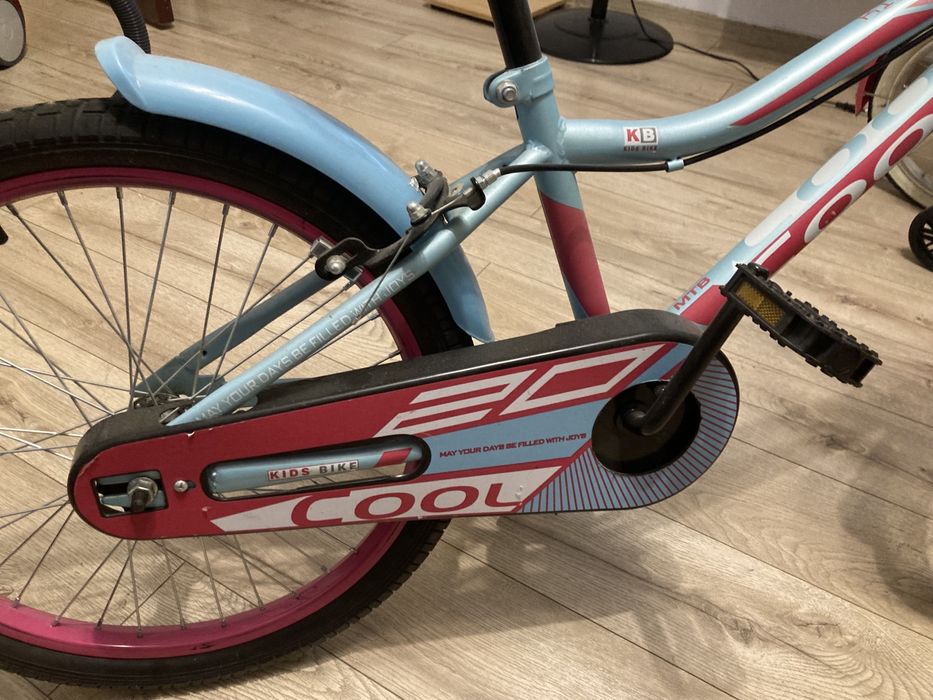 Bicicleta fete, utilizata de cateva ori