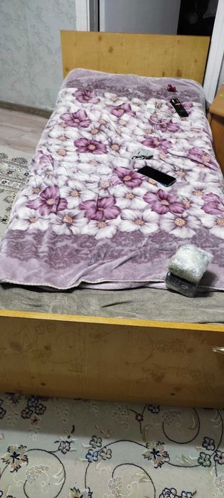 Продам кровать б/у