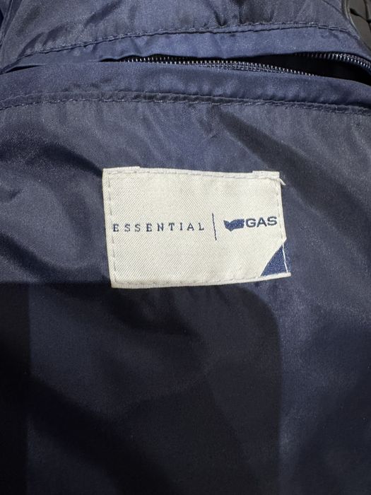 Geaca Gas cu umplutura din puf si guler de blana naturala