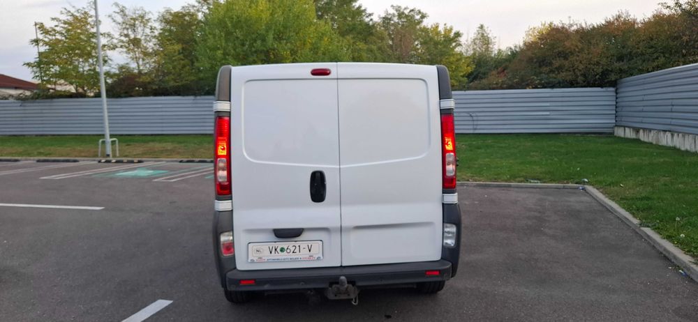 Renault Trafic/Nissan Primastar Extra LUNG/Dist.Lant/An 2015/AC /2.0 d