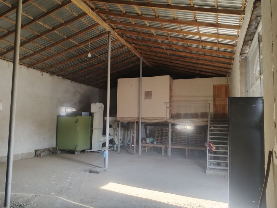 200kv omborxona ofis bilan