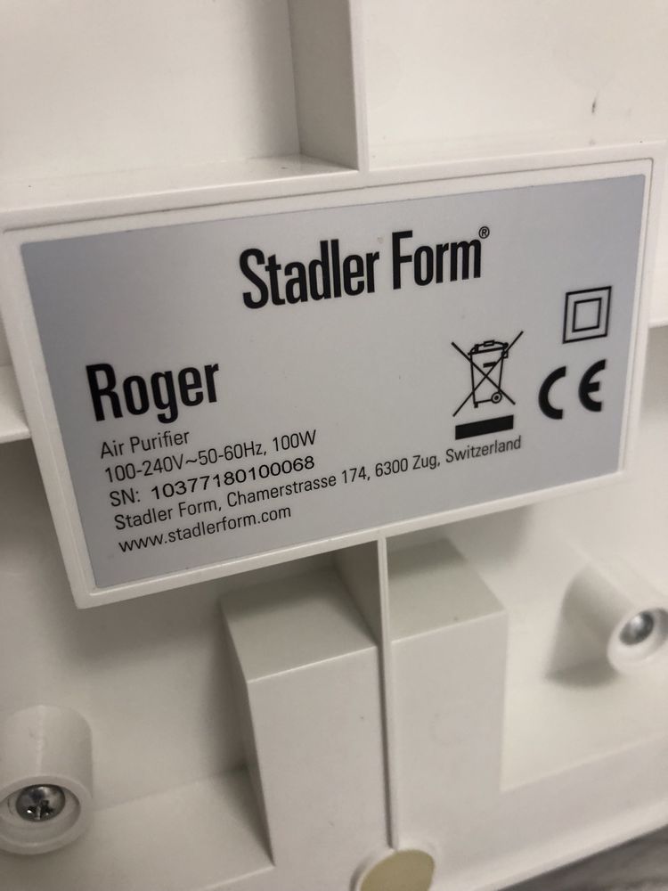 Purificator de aer Stadler Form ROGER / 6-100 W / 80 mp acoperire