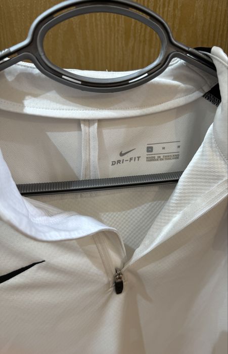 Спортна блуза на nike