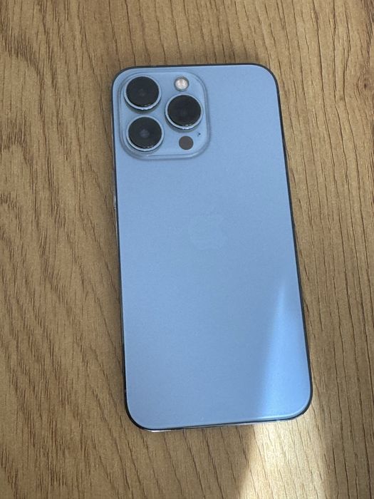 Бартер iPhone 13 Pro 128gb 100% син