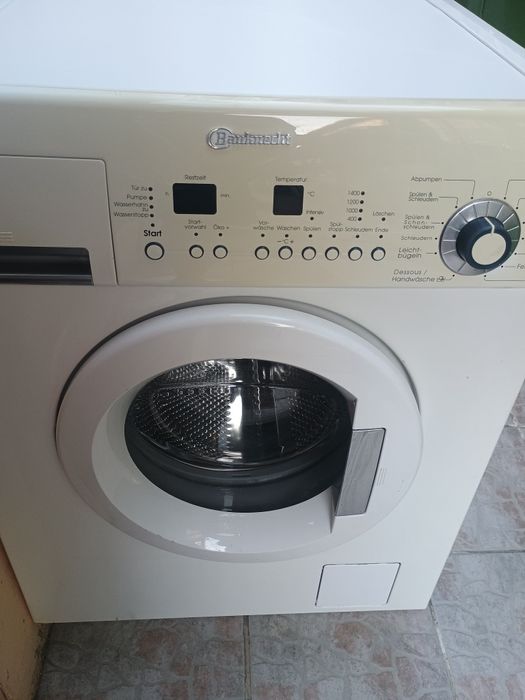 Mașină de spălat Baunekt AEG 4407W