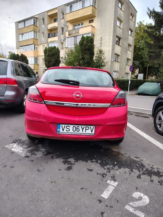Opel Astra H GTC 2008