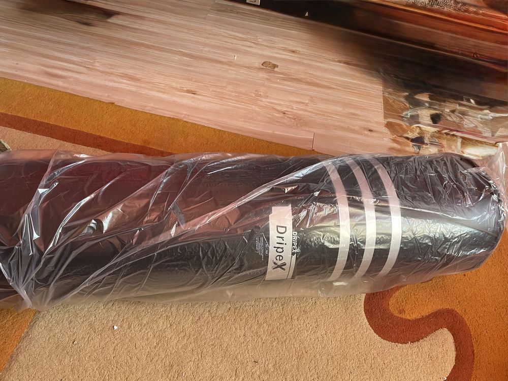 Sac de box.Atentie!! Se vinde doar sacul, fara aparat