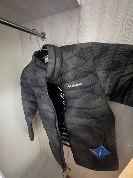 Продам оригинальную куртку Columbia Powder Lite II ( М размер)