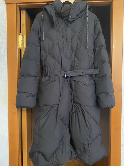 Продам итальянский пуховик Paquito