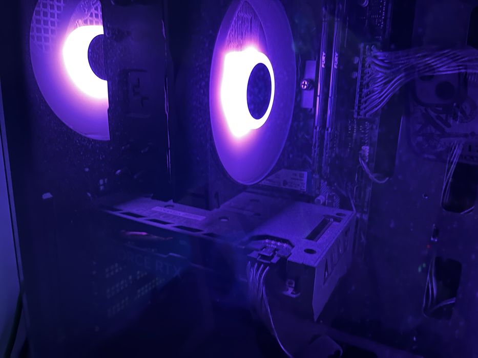 Vand/Schimb pc gaming stare impecabila