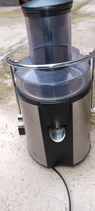 Storcător de fructe