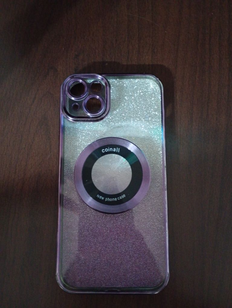 Vând  husă iPhone 13 fete