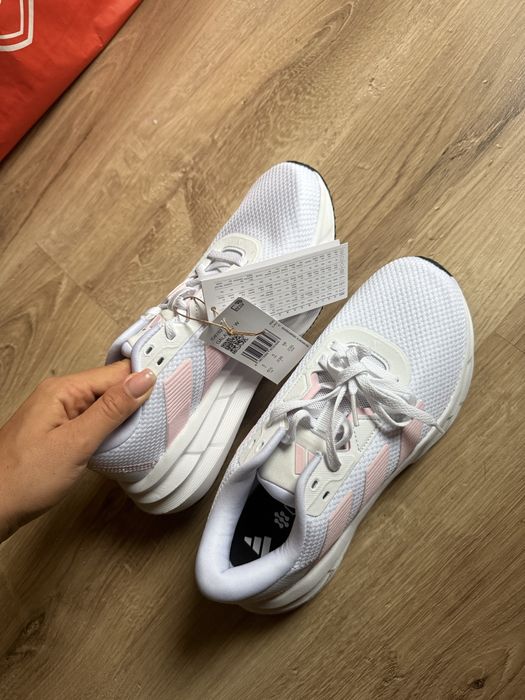 Нови маратонки adidas
