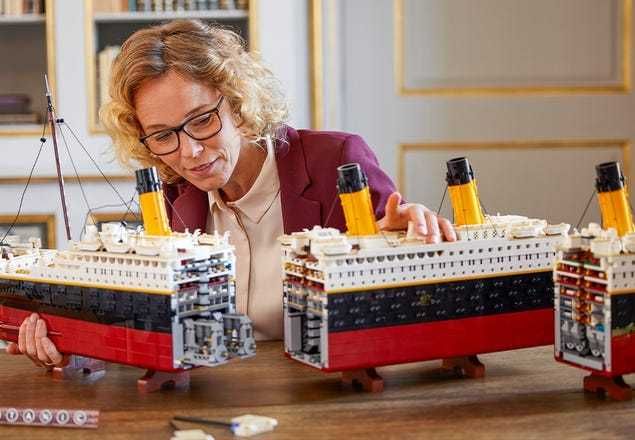 NOU REPLICA Titanic lego 10294 9090 piese