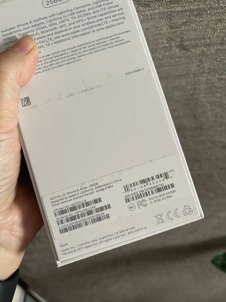 Iphone 8 256gb в отличном состоянии с коробкой