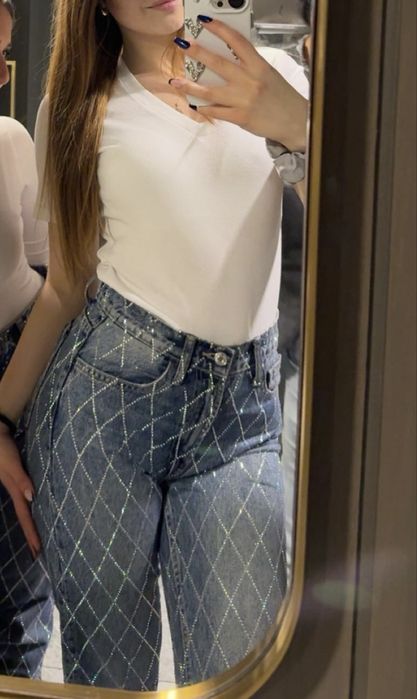 Дънки с камъчета от ZARA.