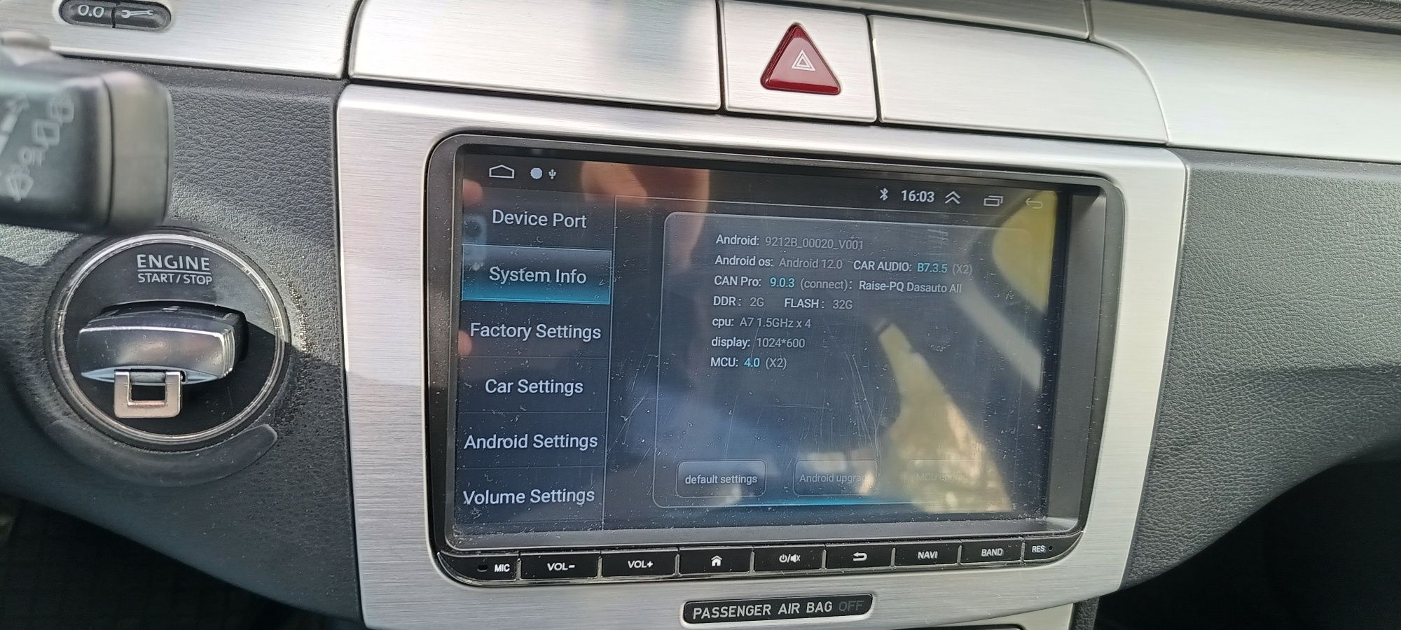 Vând navigație Auto Android (9212B Navi IT model)