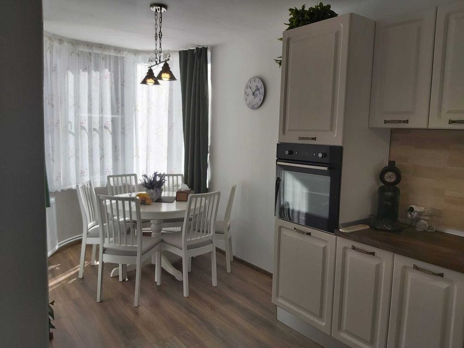 Casa 168 mp 5 Camere Teren 1077mp Soimus  la 8km de Deva