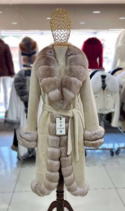 Paltoane cu blana Naturala