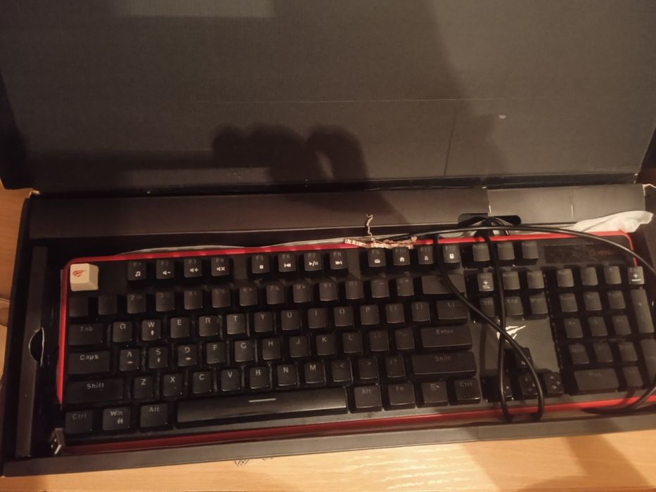 Продам игровую клавиатуру