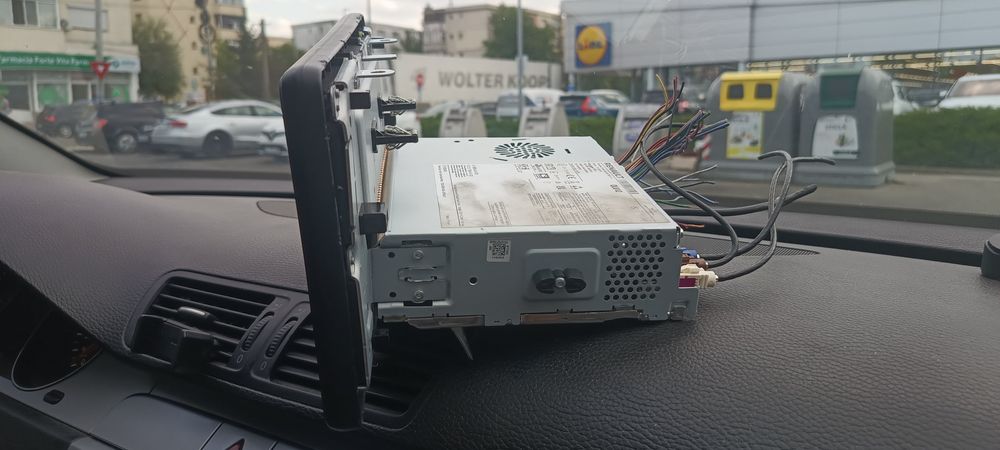 Vând navigație Renault