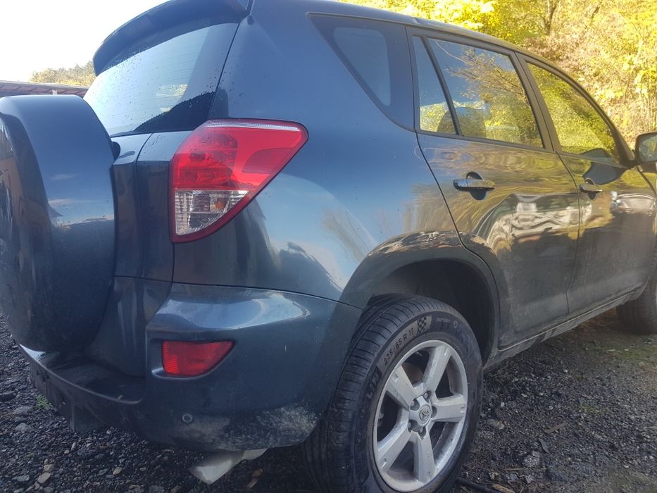 На Части! Toyota Rav 4 2.2 D-4D 136hp Тойота Рав 4 д-4д