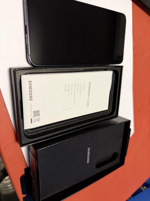 Se vinde Samsung S23 128gb, 8GB Ram