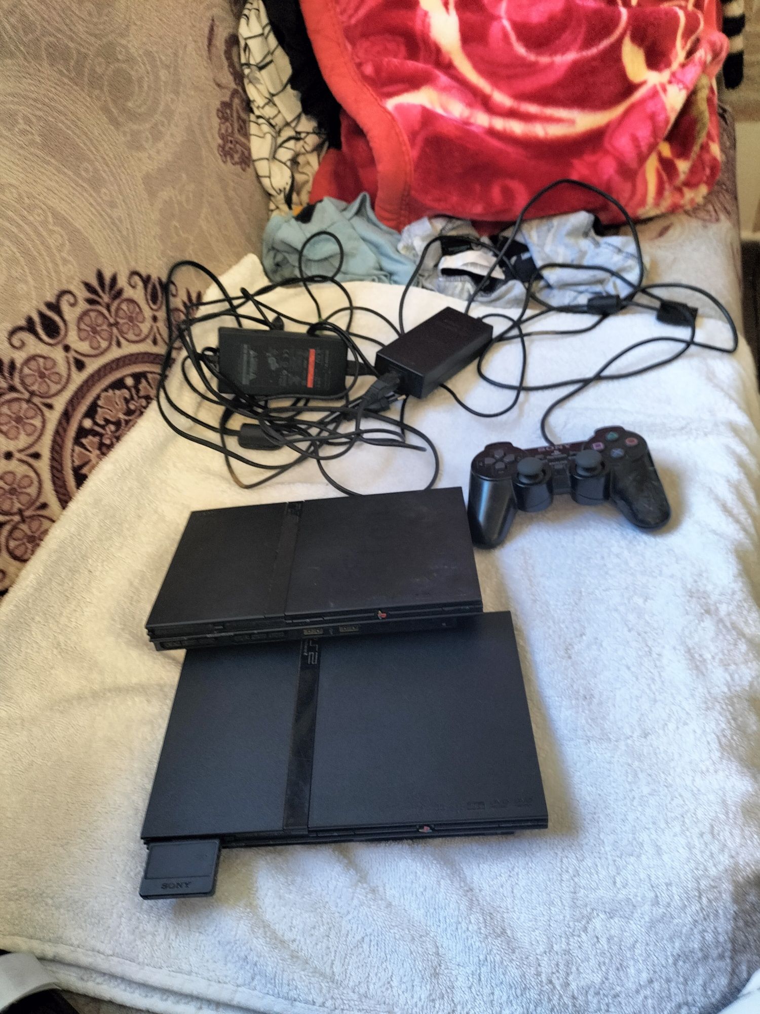 PlayStation 2 cu consola