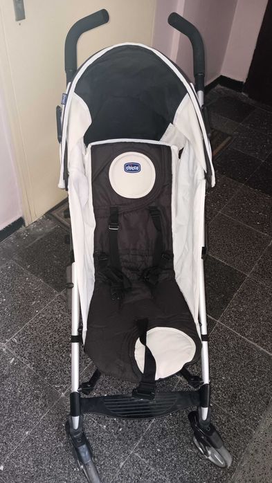 Лятна  количка CHICCO LITEWAY тип чадър