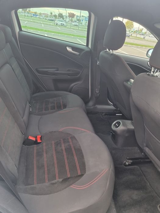 Alfa romeo giulietta 150 cp impecabil -interior alcantara