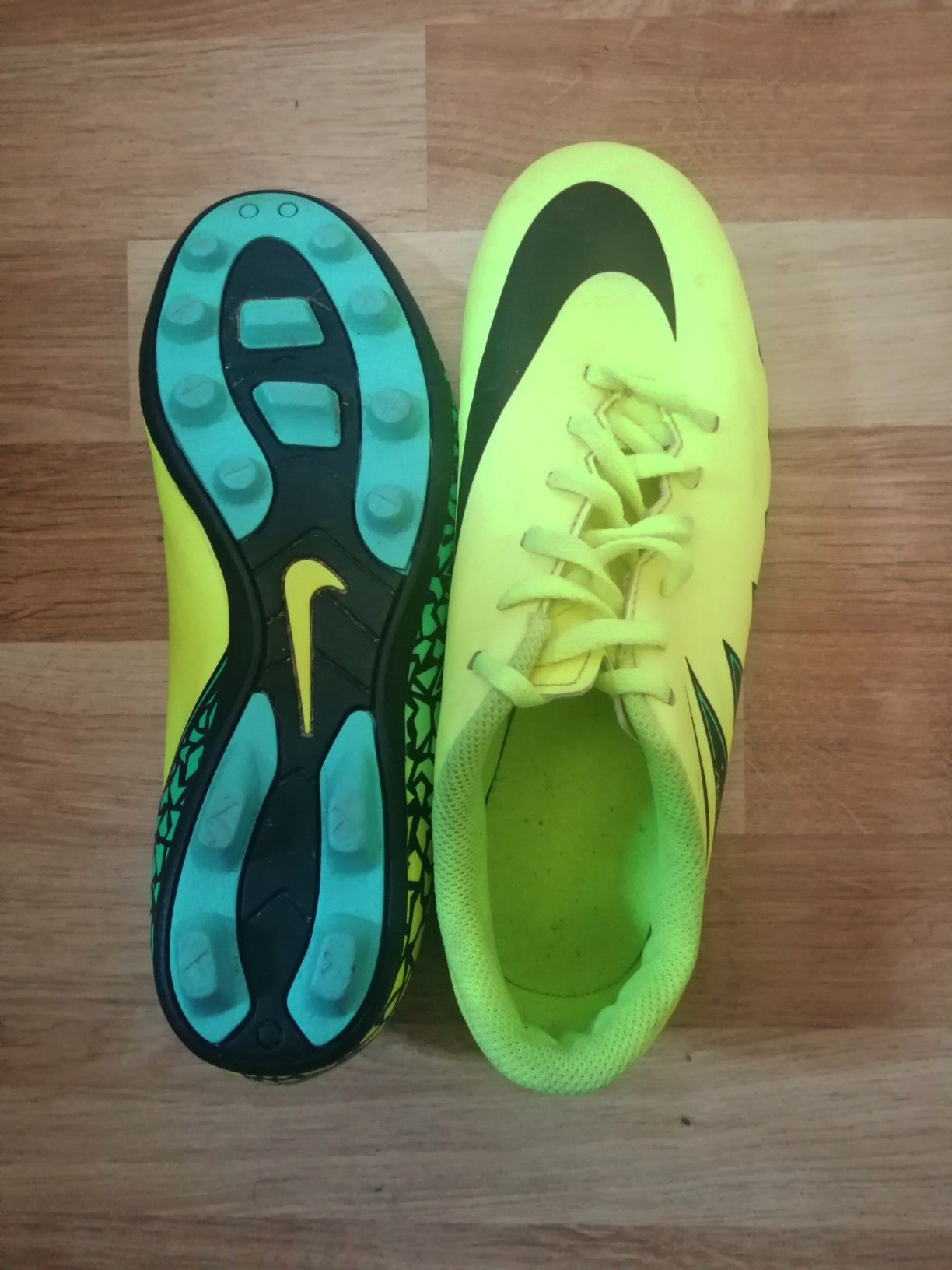 Футболни обувки Nike hypervenom жълто черни 38