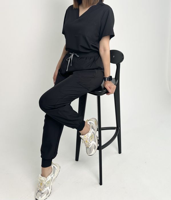 Медицинский хирургический костюм